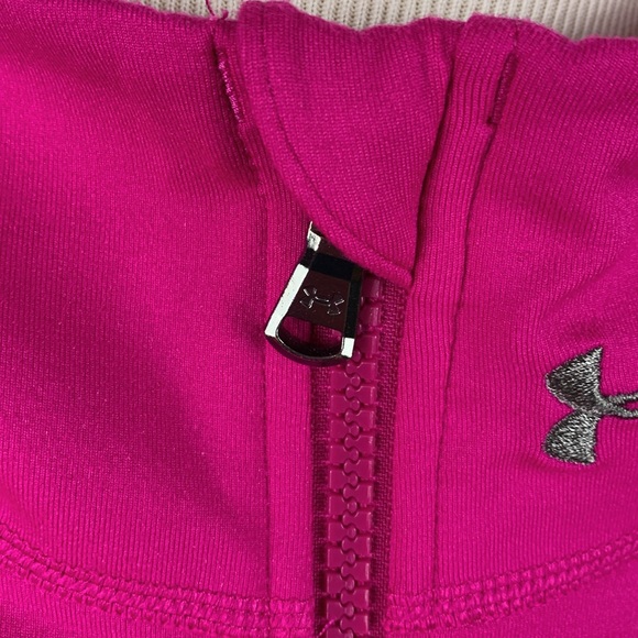 Under Armour EUC - Picture 6 of 8